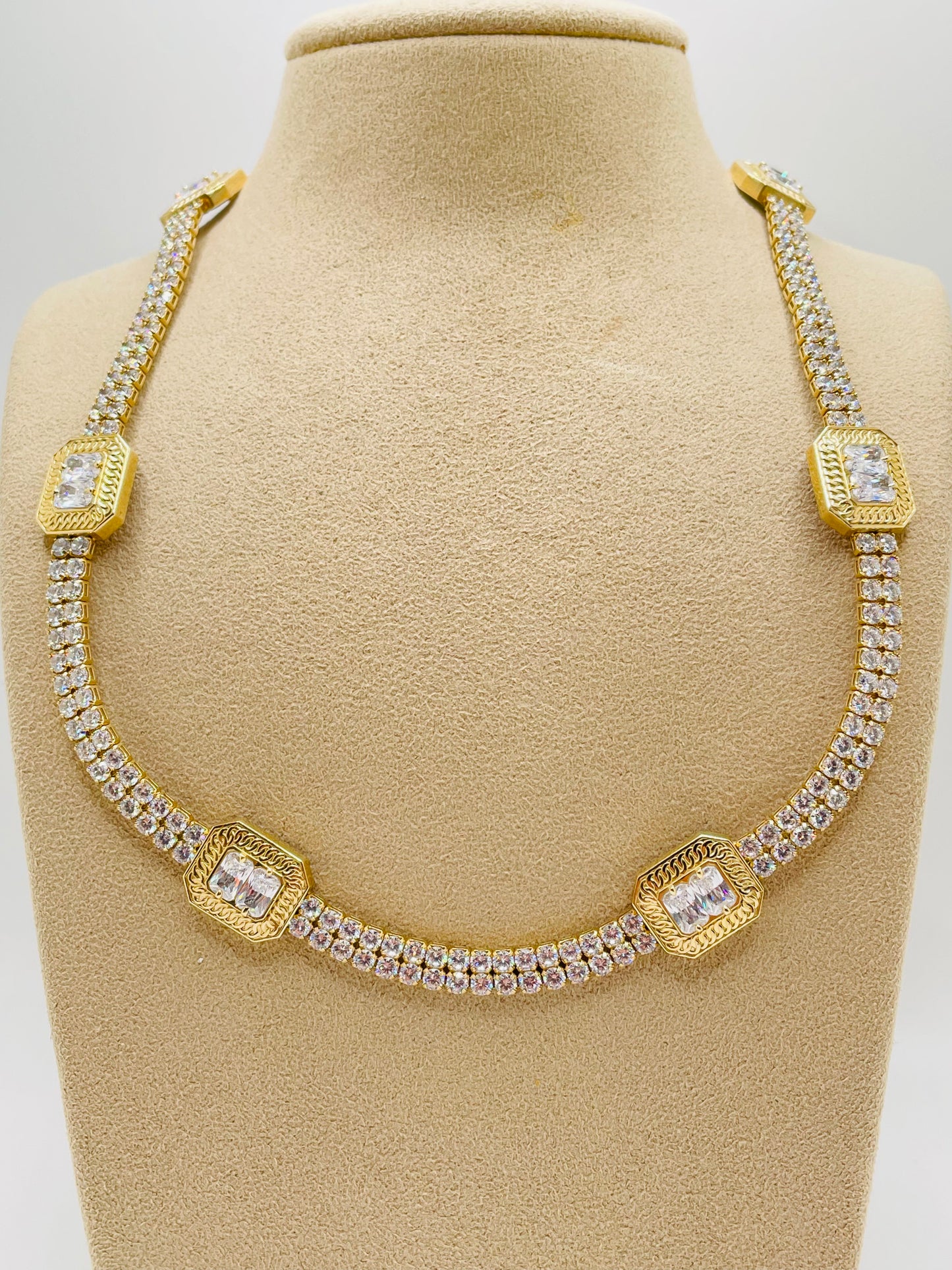 10kt Gold Chain