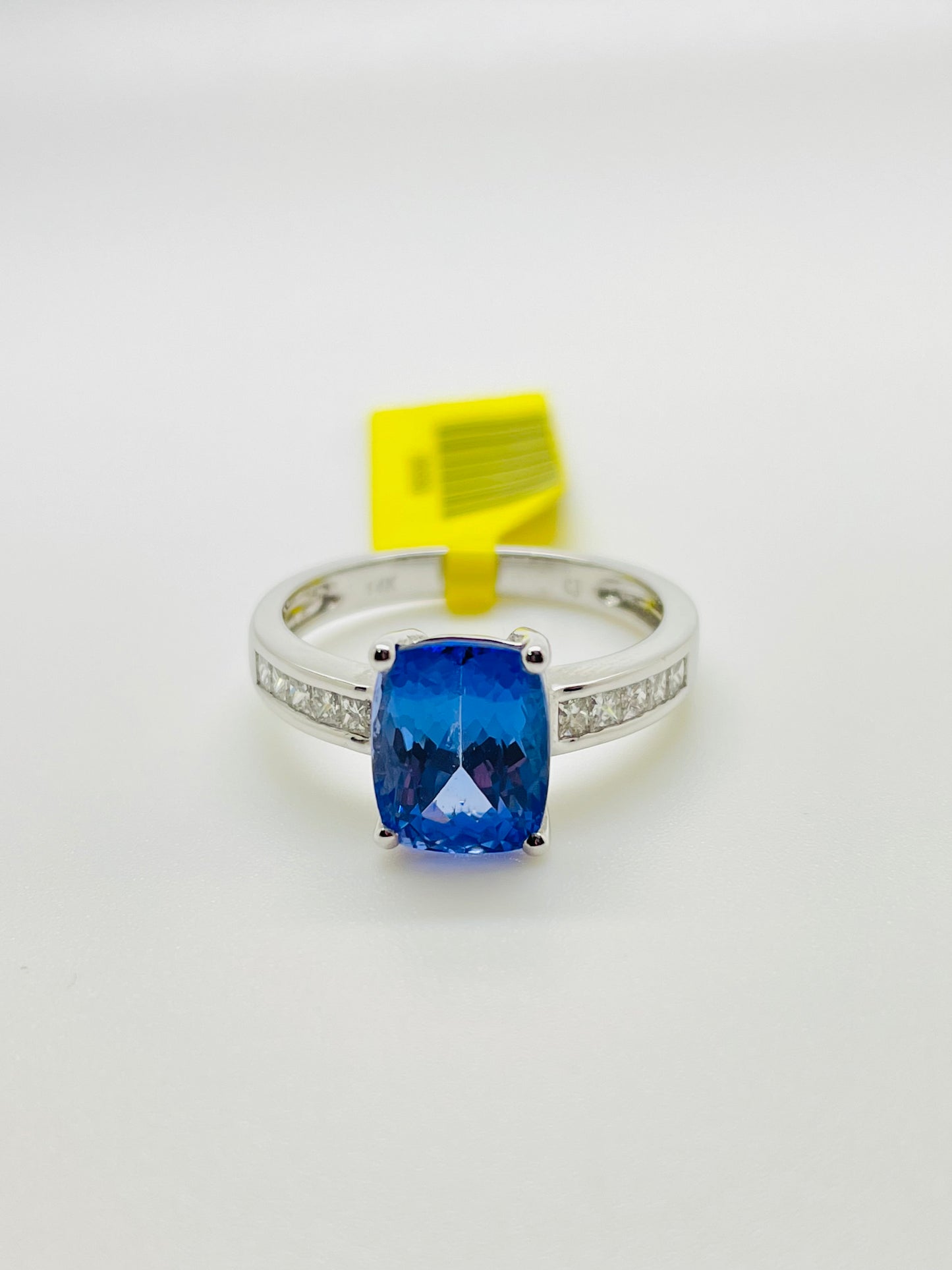 Blue Saphire Ring