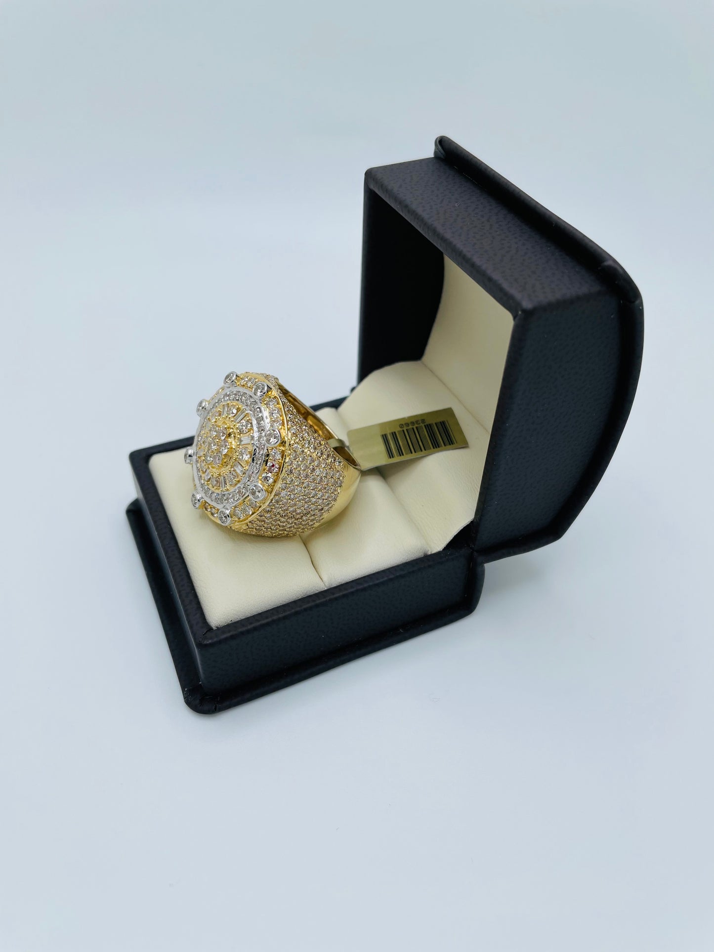 10K Gold 8.0cwt Diamond Ring