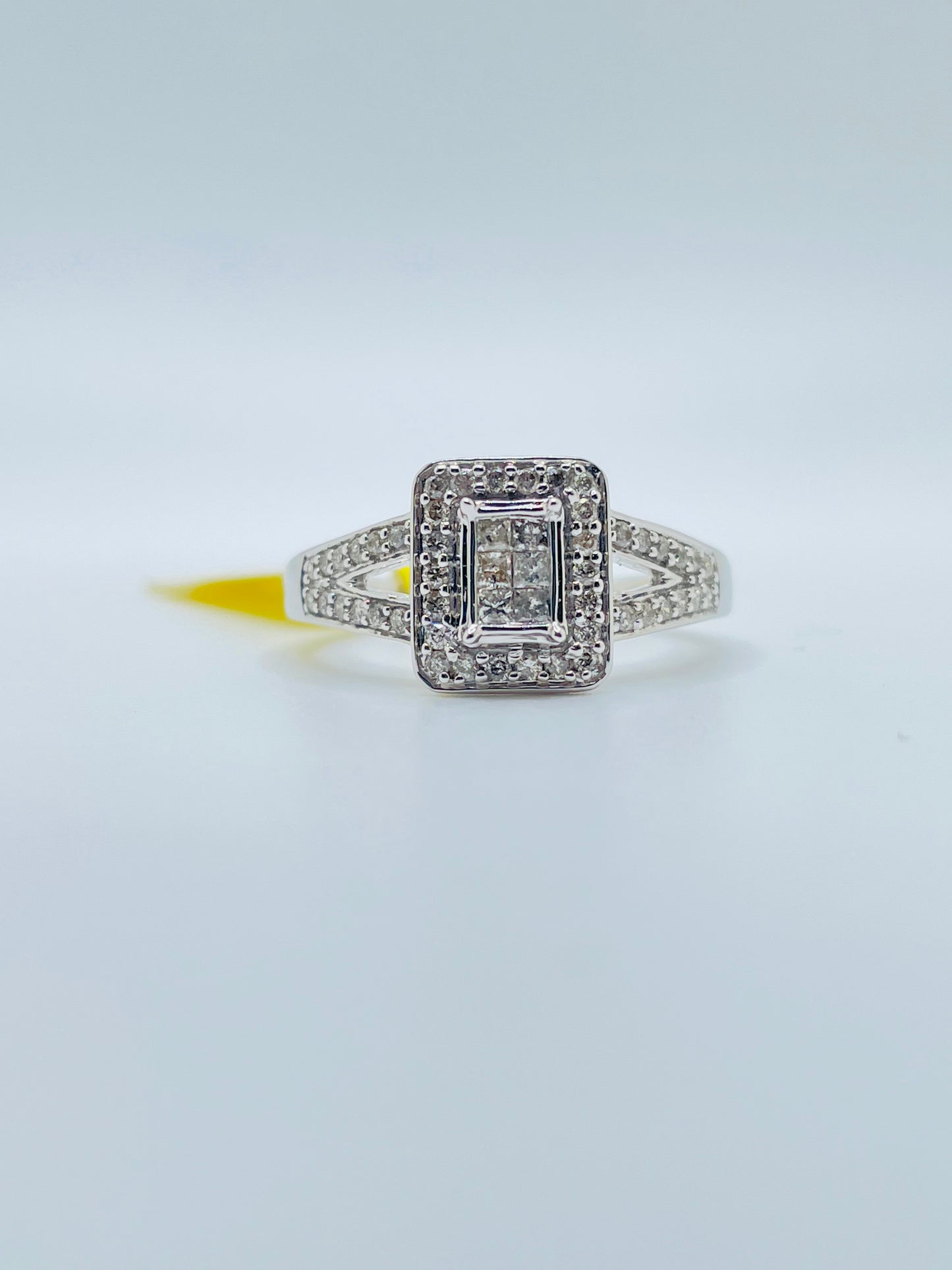 14Kt Gold 0.4ct Diamond Ring