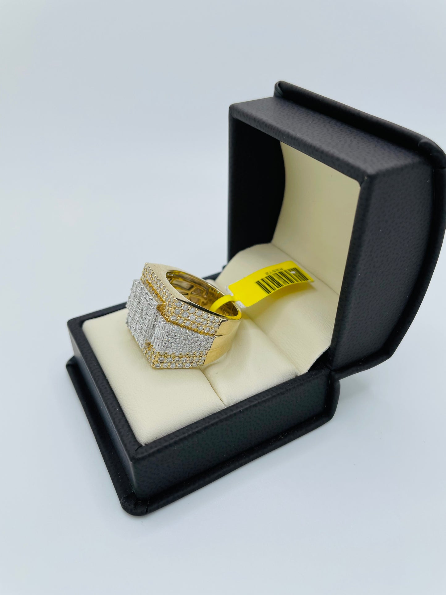 10K Gold 3.5cwt Diamond Ring